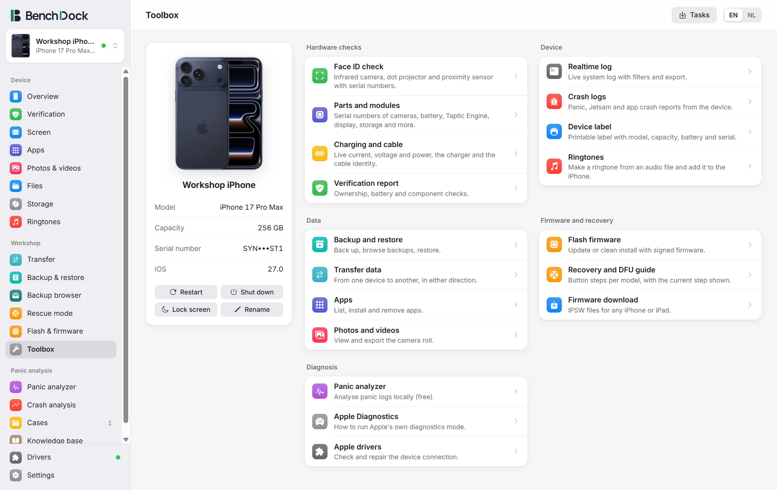 The Toolbox with the device card and the tools per group